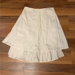 Elegant Cream Women's Skirt